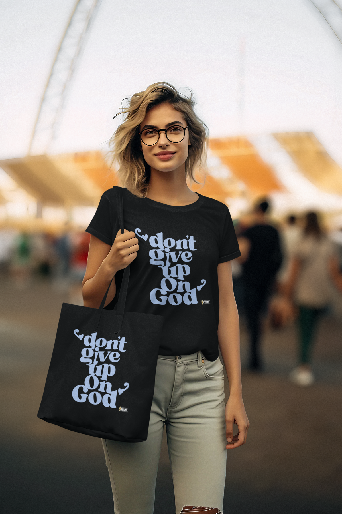 Don't Give Up On God Women's Short Sleeve Shirt, Black